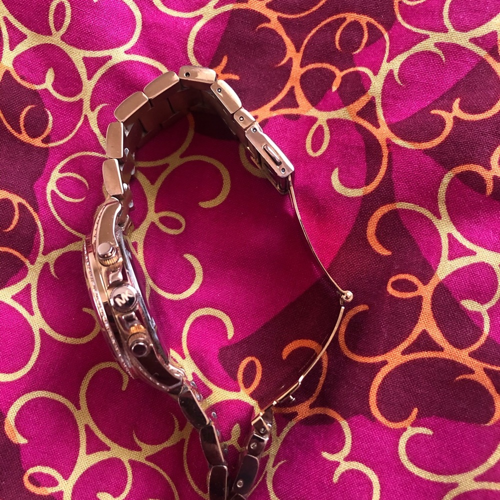 Rose Gold Michael Kors Watch - Picture 3 of 4